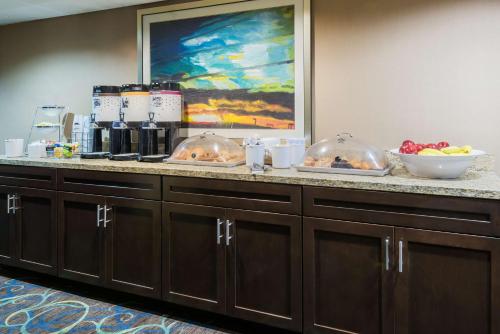 Hampton Inn White Plains/Tarrytown - image 9