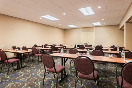 Hampton Inn White Plains/Tarrytown - image 10