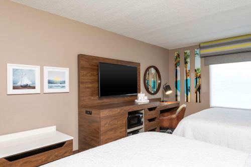 Hampton Inn & Suites Fort Myers-Colonial Boulevard