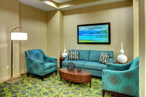 Hampton Inn and Suites Coconut Creek