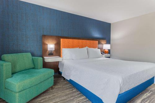 Hampton Inn Sioux Falls - image 6
