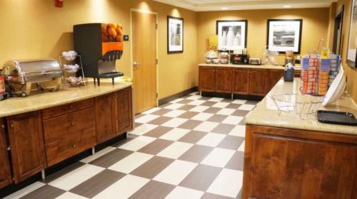 Hampton Inn & Suites Kingman, Kingman (foto 10)