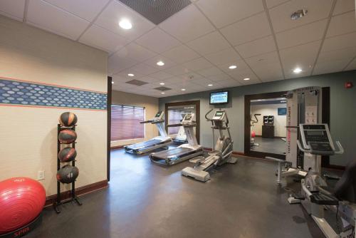 Hampton Inn Yazoo City - image 13