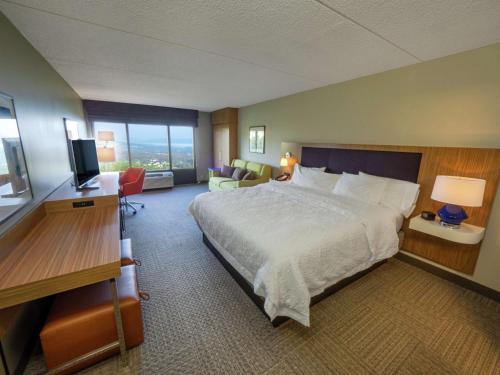 Hampton Inn Hazleton