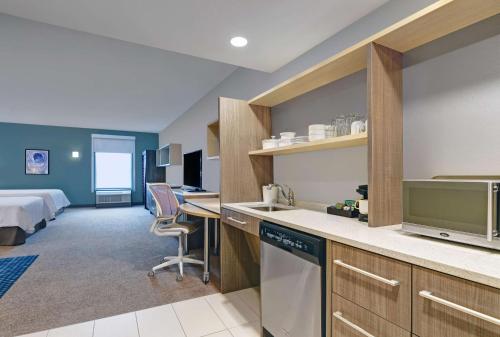 Home2 Suites By Hilton Bordentown - image 11
