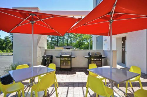 Home2 Suites by Hilton Queensbury Lake George in Queensbury, USA