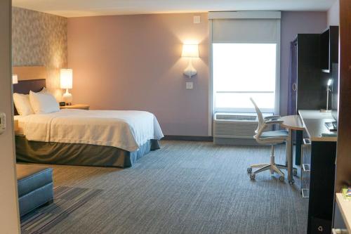 Home2 Suites by Hilton Winston-Salem Hanes Mall Room Type - Queen Studio - Non-Smoking