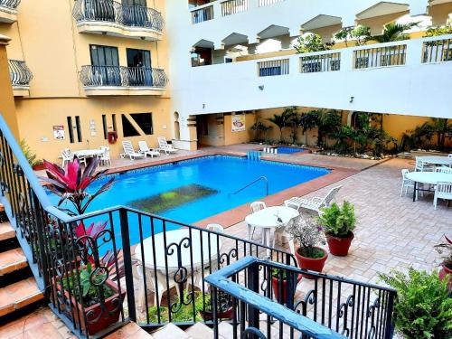 Grand Royal Tampico