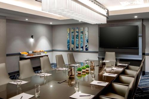 DoubleTree by Hilton Washington DC North/Gaithersburg - image 7