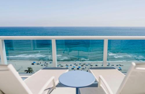 Exterior view, Hotel Maren Fort Lauderdale Beach, Curio Collection by Hilton near The Gallery at Beach Place