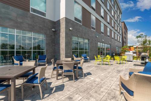 Home2 Suites By Hilton Fort Wayne North in Sunnybrook Acres, USA