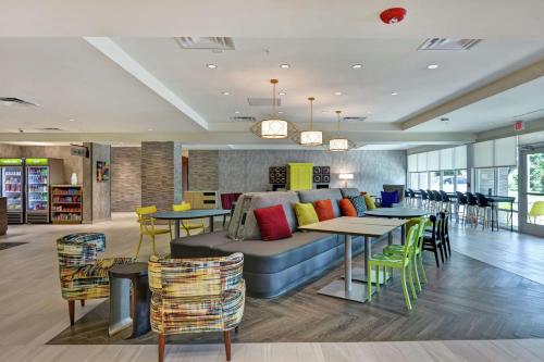 Home2 Suites By Hilton Jacksonville South St Johns Town Ctr - image 5