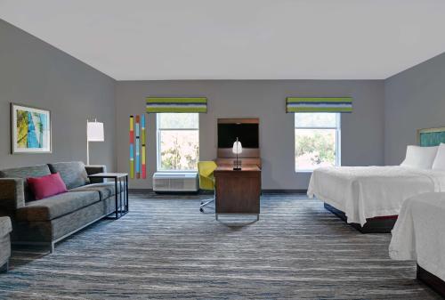 Hampton Inn And Suites Macclenny I-10 - image 2