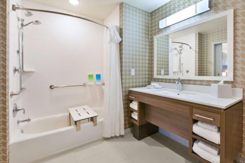Home2 Suites By Hilton Grand Blanc Flint Mi - image 13