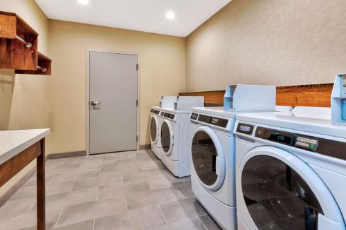 Home2 Suites By Hilton Grand Blanc Flint Mi - image 14