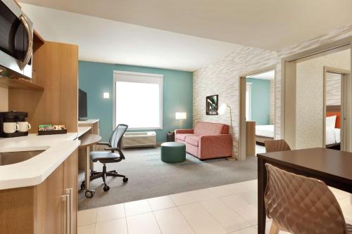 Home2 Suites by Hilton New Brunswick, NJ