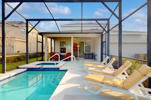 Golden Hour Haven in Kissimmee, USA