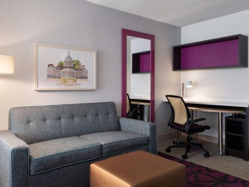 Home2 Suites by Hilton Indianapolis - Keystone Crossing