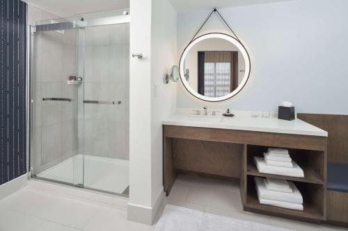 Sheraton Suites Houston Near the Galleria - image 9