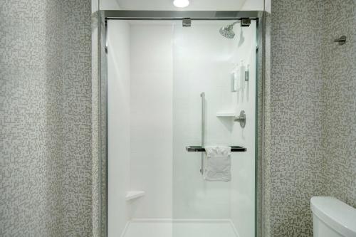 Home2 Suites by Hilton Grand Rapids Airport - image 8