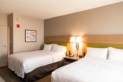 Country Inn & Suites by Radisson Newark Airport NJ - image 9