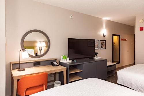 Hampton Inn & Suites By Hilton- Newark Airport Elizabeth