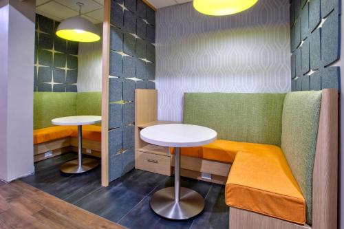 Hampton Inn & Suites By Hilton- Newark Airport Elizabeth