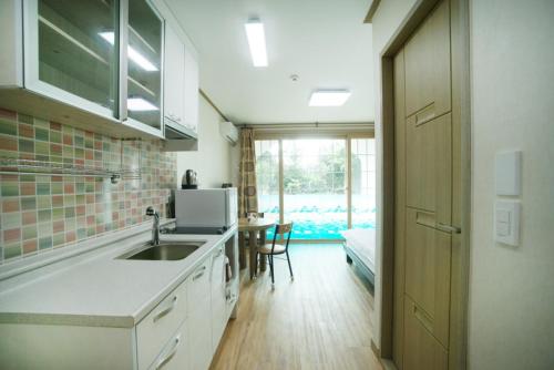 photo3
