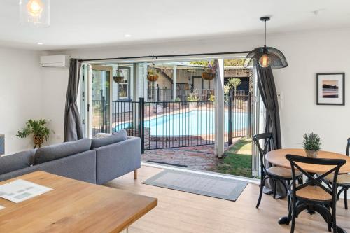 B&B Distretto di Masterton - High Street Pool House - Bed and Breakfast Distretto di Masterton