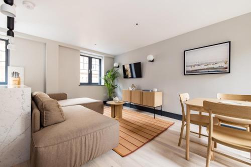 Covent Garden Apartments - image 11