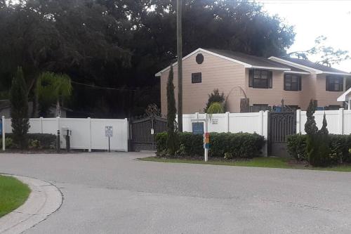 Maat Village - Exclusive Gated Pool Community Near USF and Busch Gardens in Tampa, USA