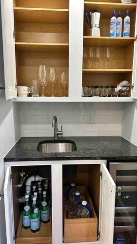 Bluebird Abode Stand Alone House 3 Bed 2 Full Bath in Chattanooga, USA