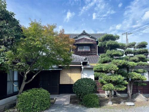 ひねもす101:宇野駅から車で5分 直島へ 最大8名様 古民家 image