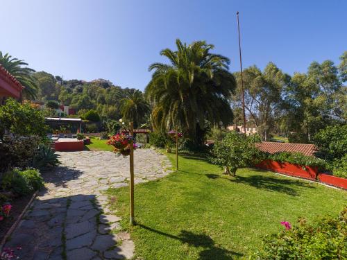El Jardin de Santa Brígida with private pool, sauna & jacuzzi