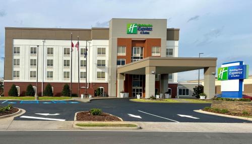 Holiday Inn Express & Suites - Tuscaloosa-University, an IHG Hotel