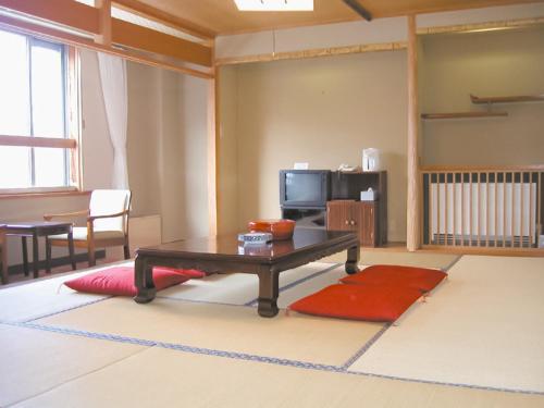 Japanese-Style Room