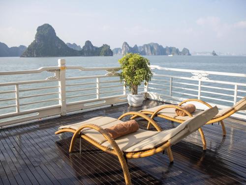  Long Quan Suite with Terrace 3 Days 2 Nights image 7