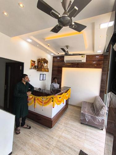 Sapna Lodging & Boarding