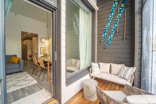 Балкон, Hilmantori Apartments by Hiekka Booking in Калайокі