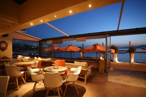 Étterem, Agali 1 superior maisonette in Akrogiali