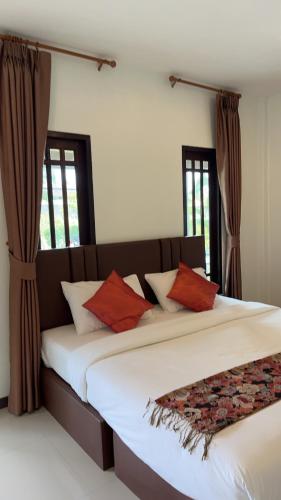 P&L21Resort near Hat Khanom - Mu Ko Thale Tai National Park