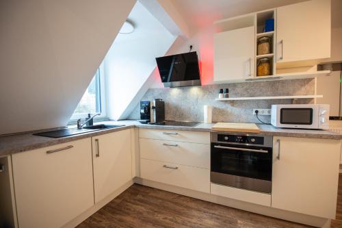 Queensize Bett & Netflix zentral, Idar-Oberstein (fotografie 10)