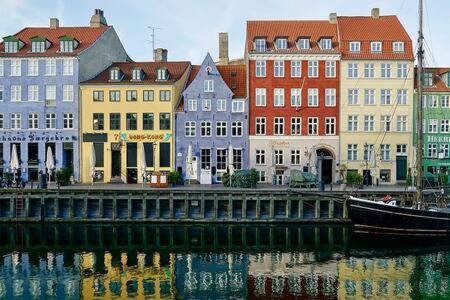 Apartment with Private Balcony in central Copenhagen City - image 5
