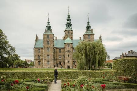 Cozy & Bright Flat in Peaceful Area Cozy & Bright Flat in Peaceful Area