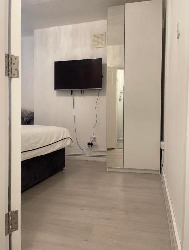 Kingscross Retreat - image 7