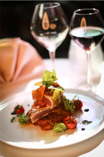 Logis Hotel & Restaurant - Le Mouton Blanc - 레스토랑