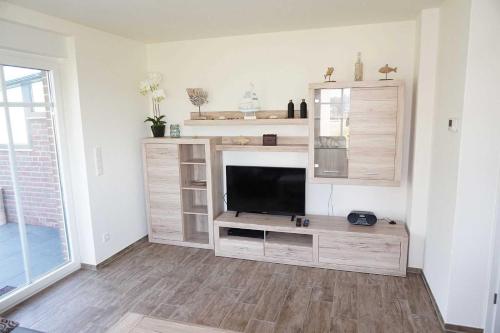 Two-Bedroom House image 6