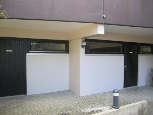 Apartment with Balcony image 5