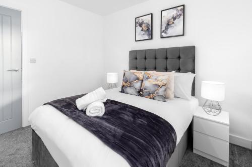 Stylish Apartment - 2 Bedrooms - Balcony - Parking - Netflix - Wifi - 7MC, Бирмингем (фото 3)