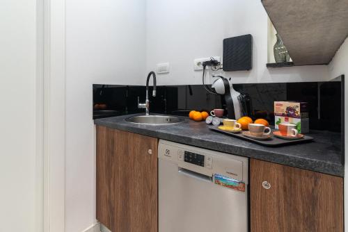 Antares Luxury Rooms 2 2
